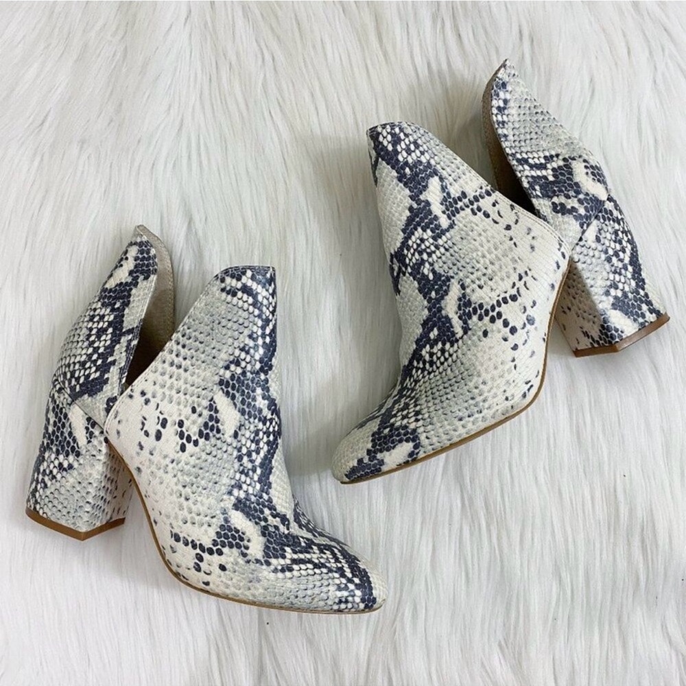 Steve Madden Booties 8.5